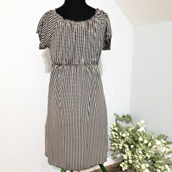 Max Studio Black and White Geometric Print Short Sleeve Knee Length Dress Medium - Picture 3 of 10